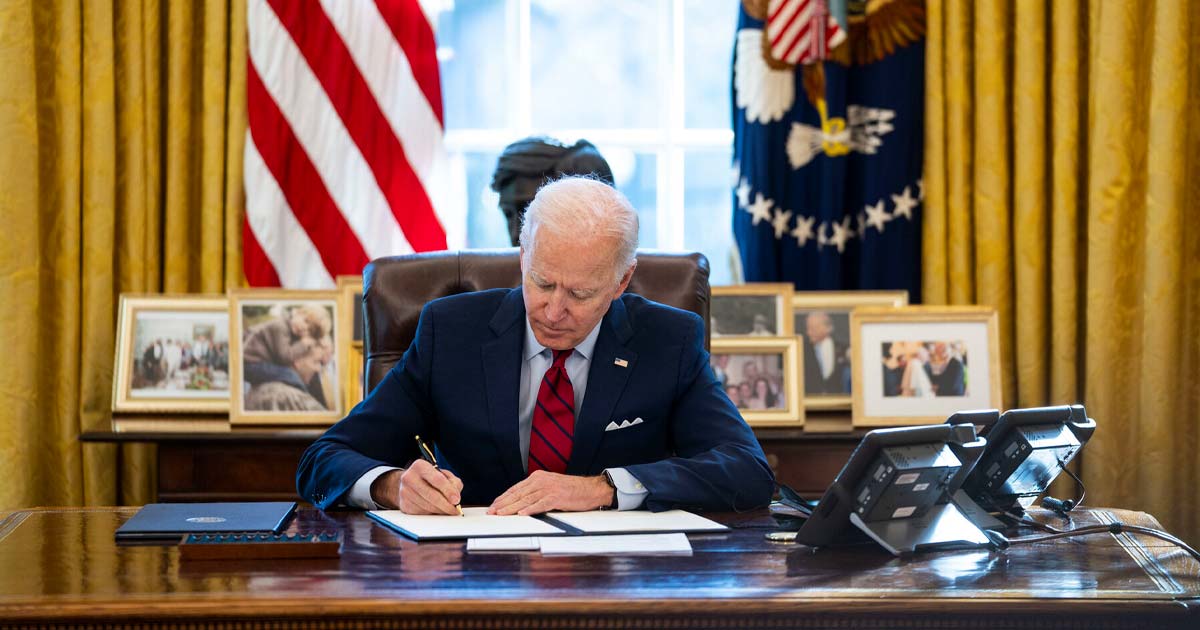 Joe Biden firma el proyecto de ley de investigación sobre el cannabis