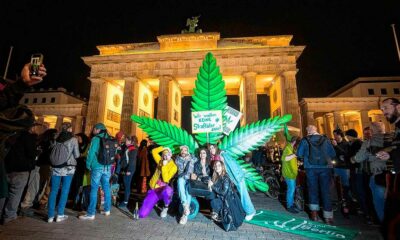 Celebración de la legalización del cannabis en Alemania