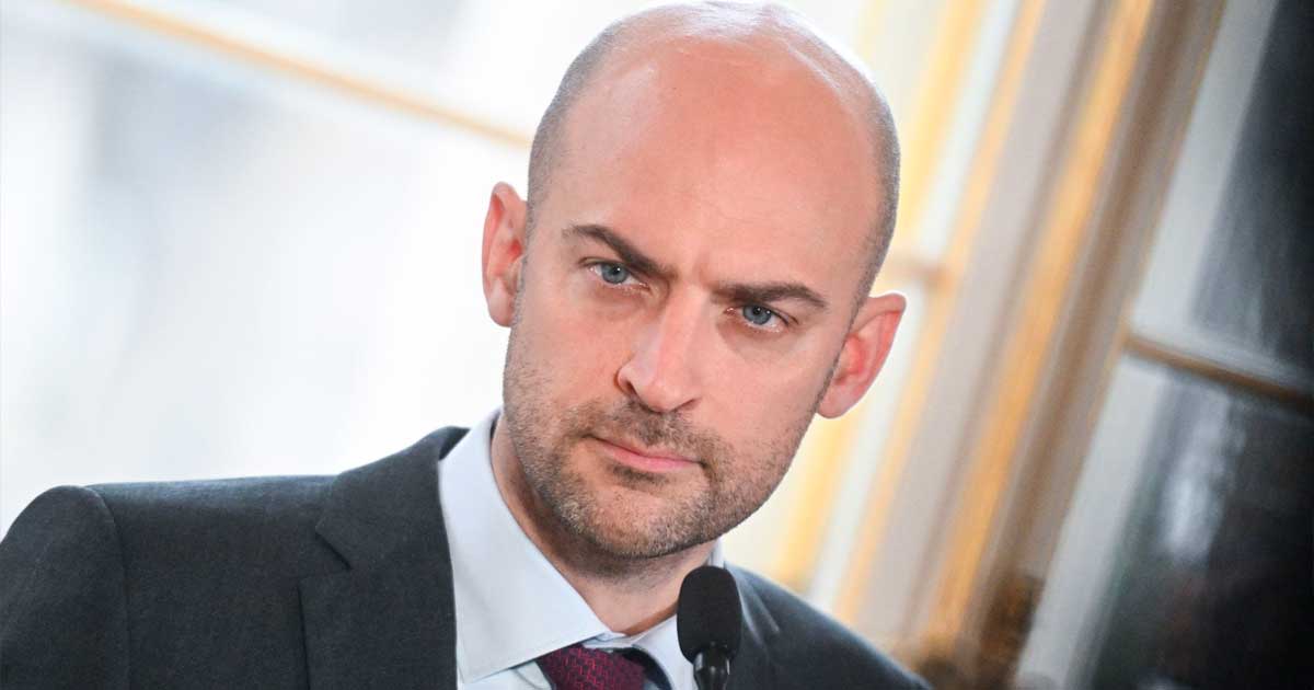 Jean-Noël Barrot hace la vista gorda ante las drogas